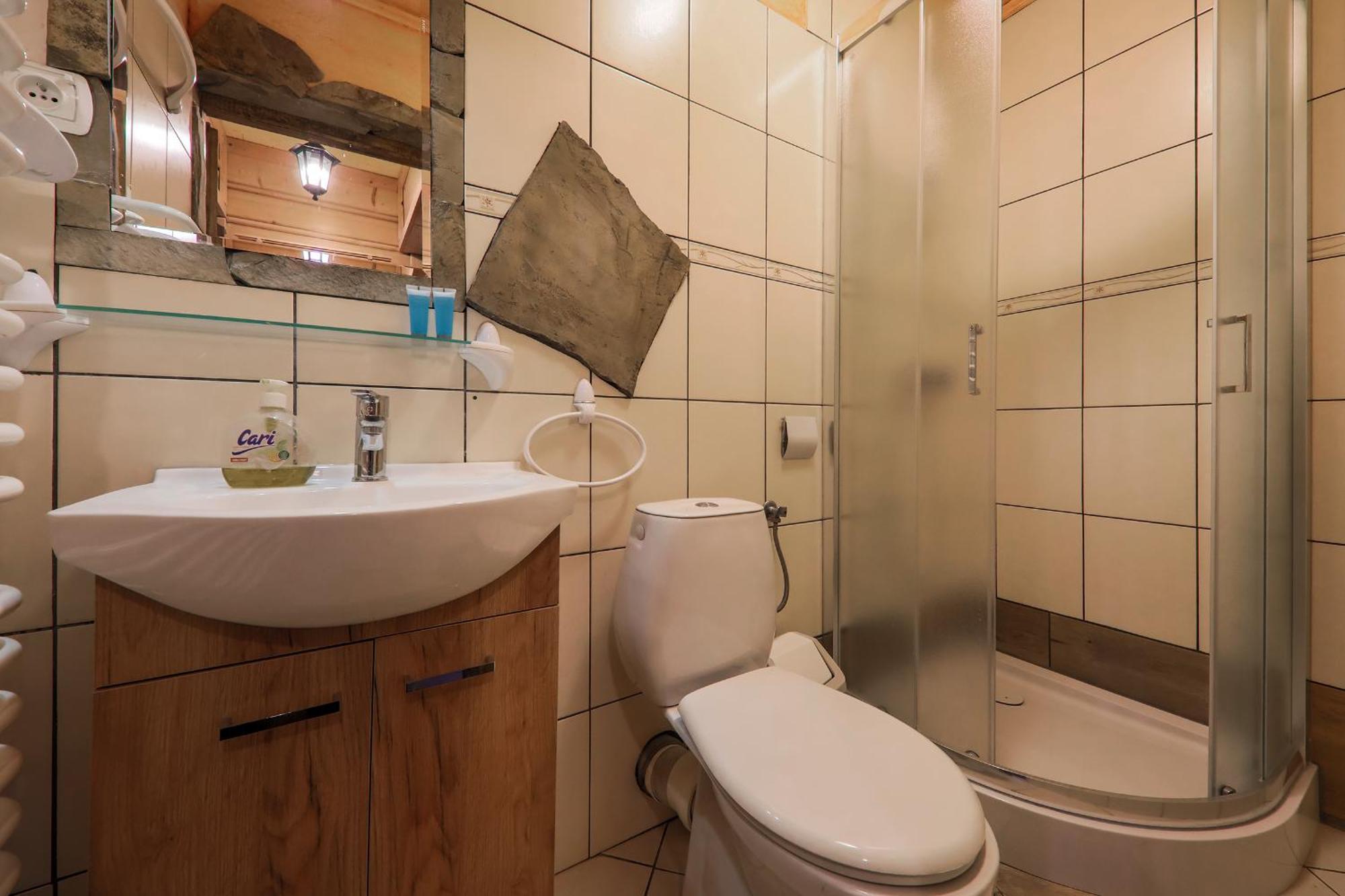Grota Zbojnicka Apartament I Pokoje Gliczarow Luaran gambar