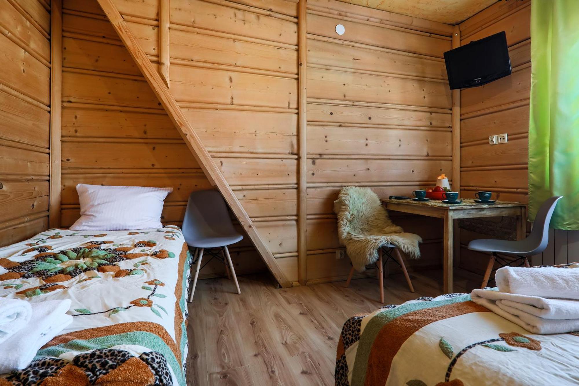 Grota Zbojnicka Apartament I Pokoje Gliczarow Luaran gambar