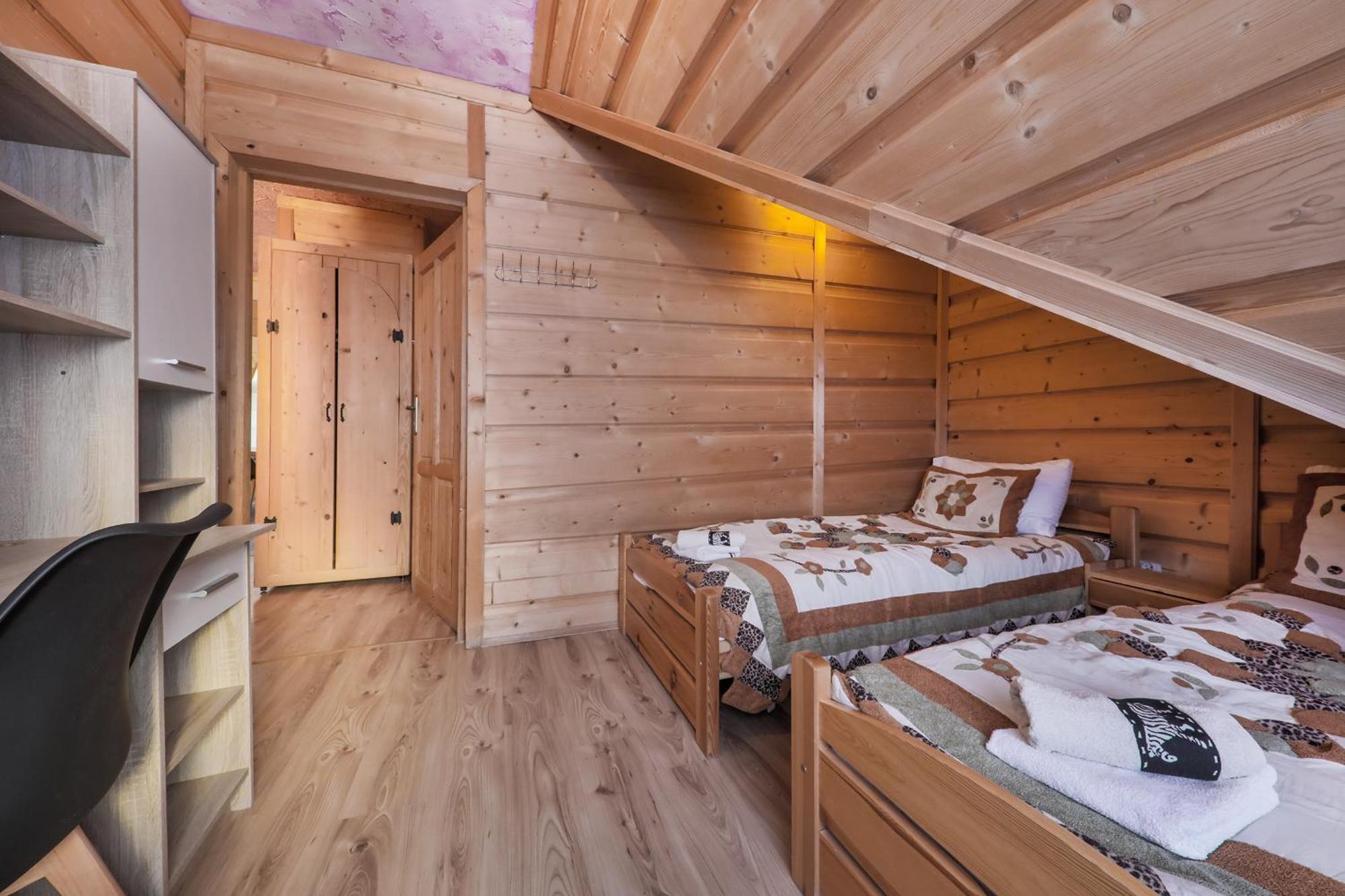 Grota Zbojnicka Apartament I Pokoje Gliczarow Luaran gambar
