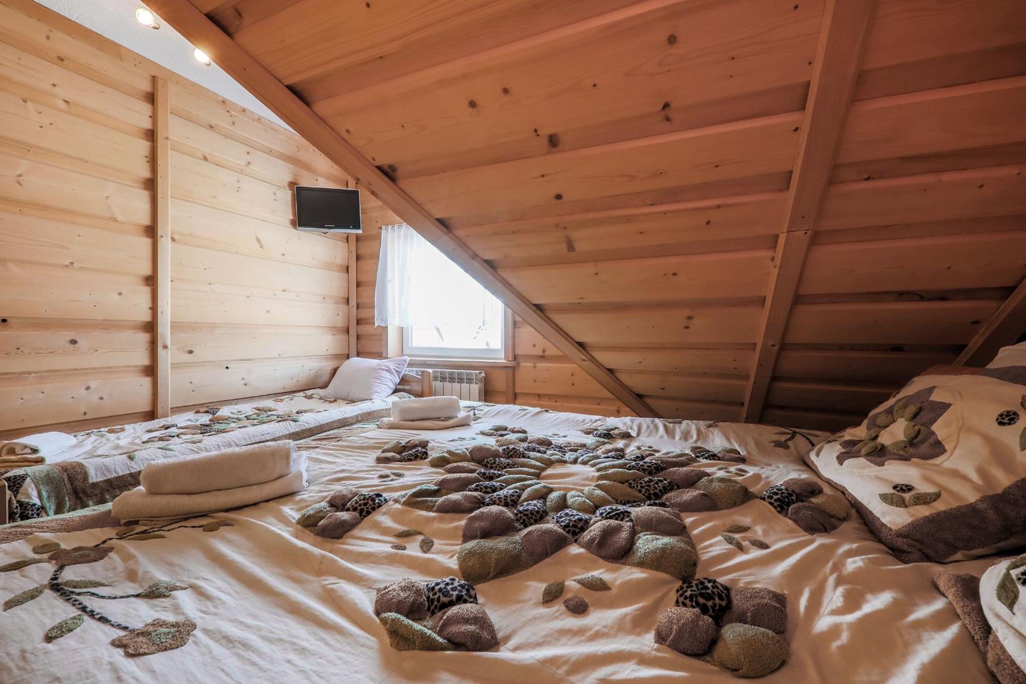 Grota Zbojnicka Apartament I Pokoje Gliczarow Luaran gambar